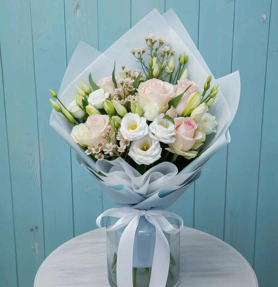 Букет цветов из: Розы и Лизиантусы в Бабяково