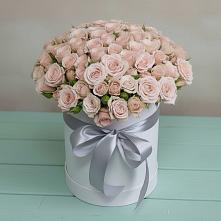 Цветочная композиция из Розы в шляпной коробке в Бабяково