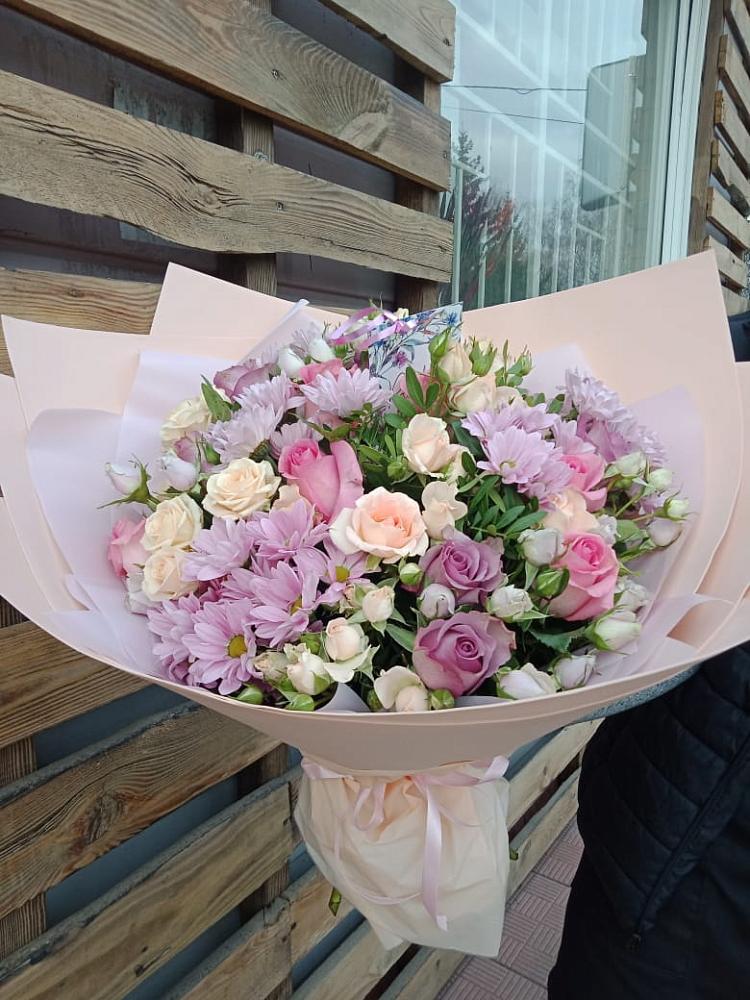 Букет цветов из: Розы и Хризантемы в Бабяково