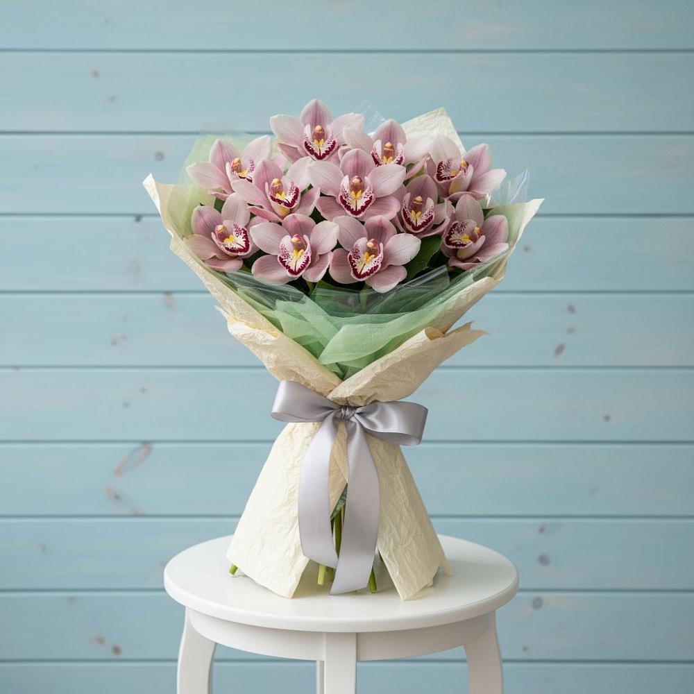 Букет цветов из: Орхидеи и Розы в Бабяково