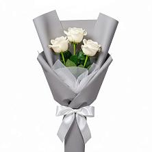 Букет 3 белые розы в Бабяково