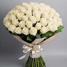 Букет 101 беля роза Белоснежка в Бабяково
