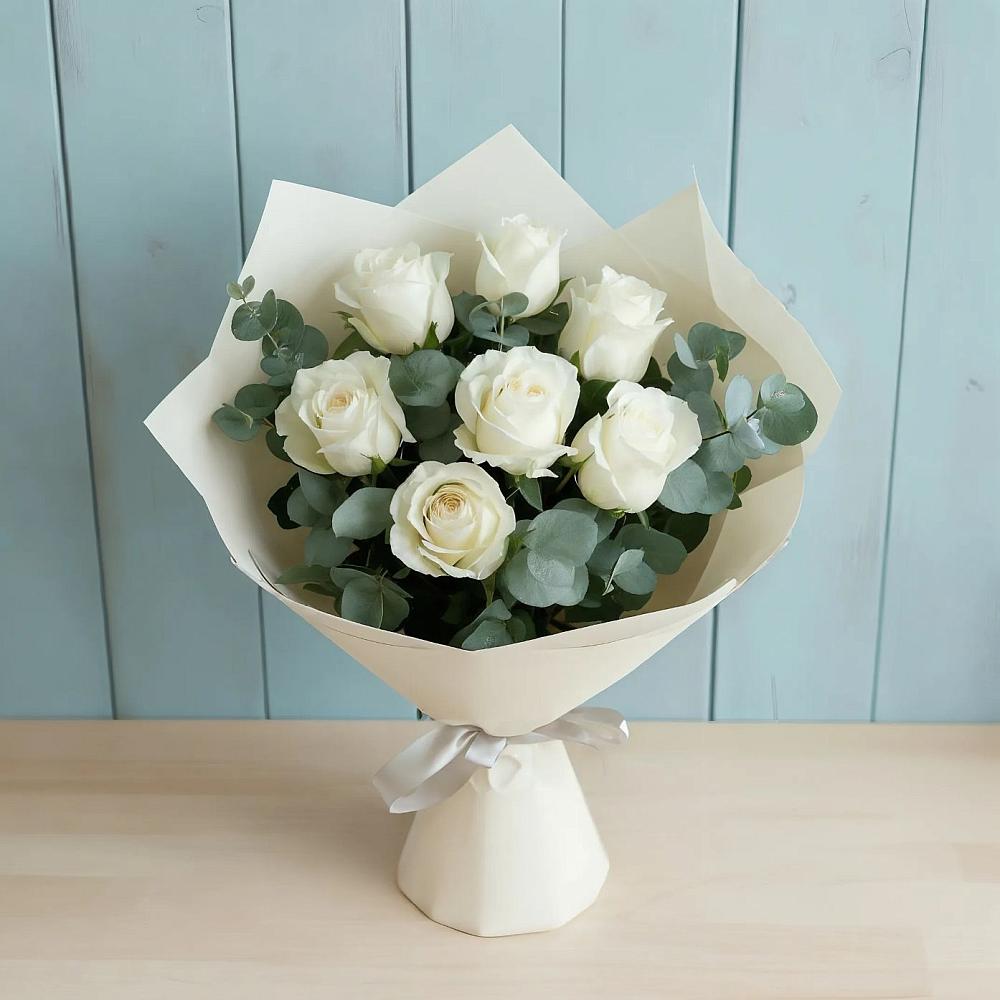 Букет Белые розы в Эвкалипте в Бабяково
