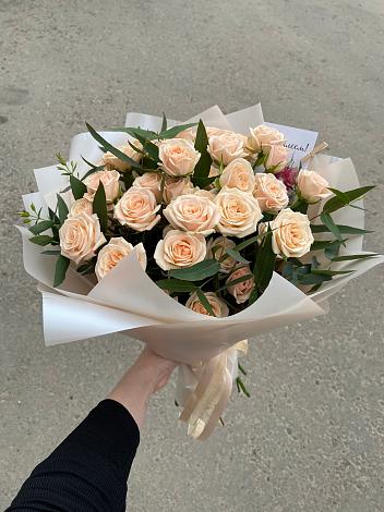 Букет Кремовые розы Латте в Бабяково