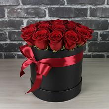 Цветочная композиция из Розы в шляпной коробке в Бабяково