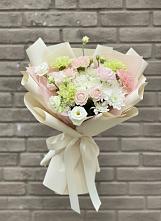 Букет цветов из:  Гвоздики, Розы, Лизиантусы и Хризантемы в Бабяково