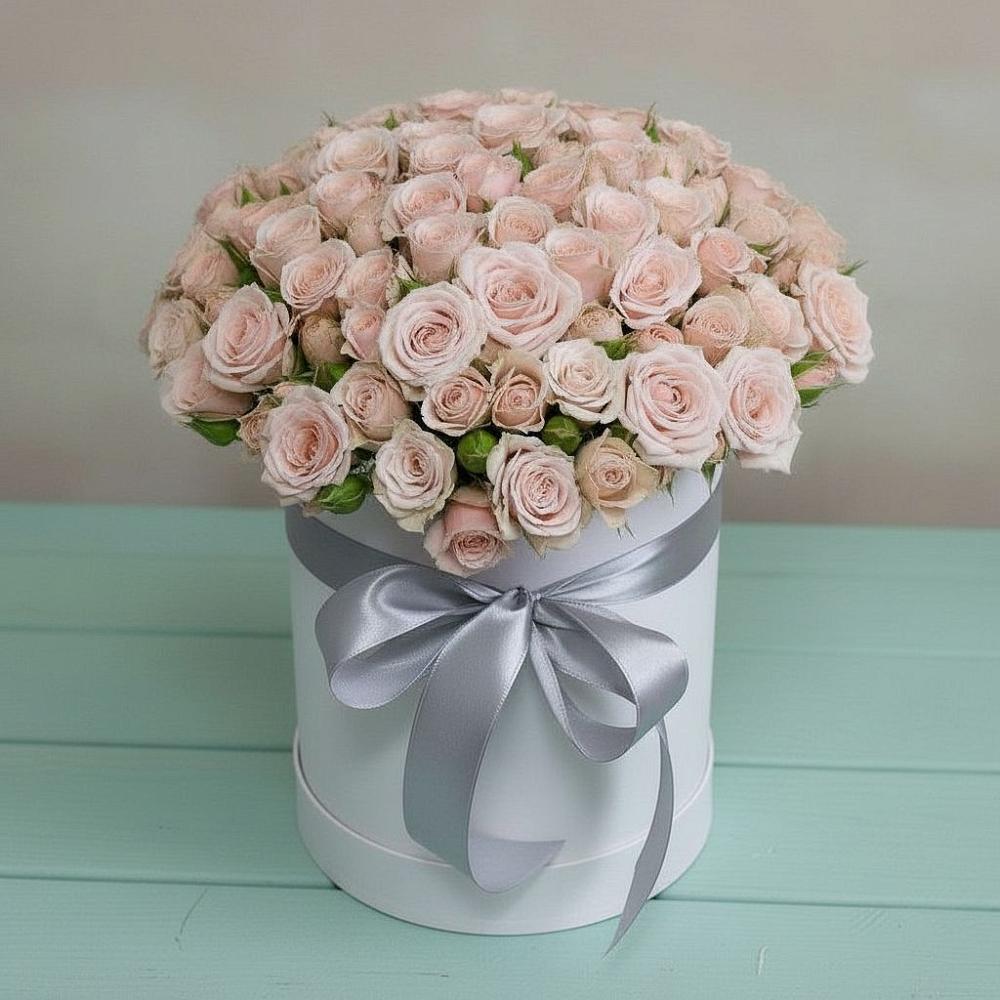 Цветочная композиция из Розы в шляпной коробке в Бабяково